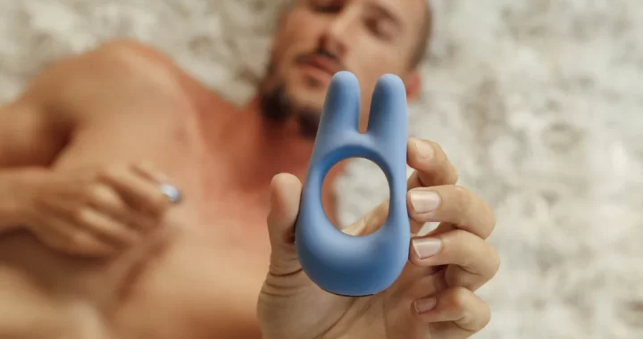How Couples Can Use Sex Toys to Reach Mind-Blowing Orgasms