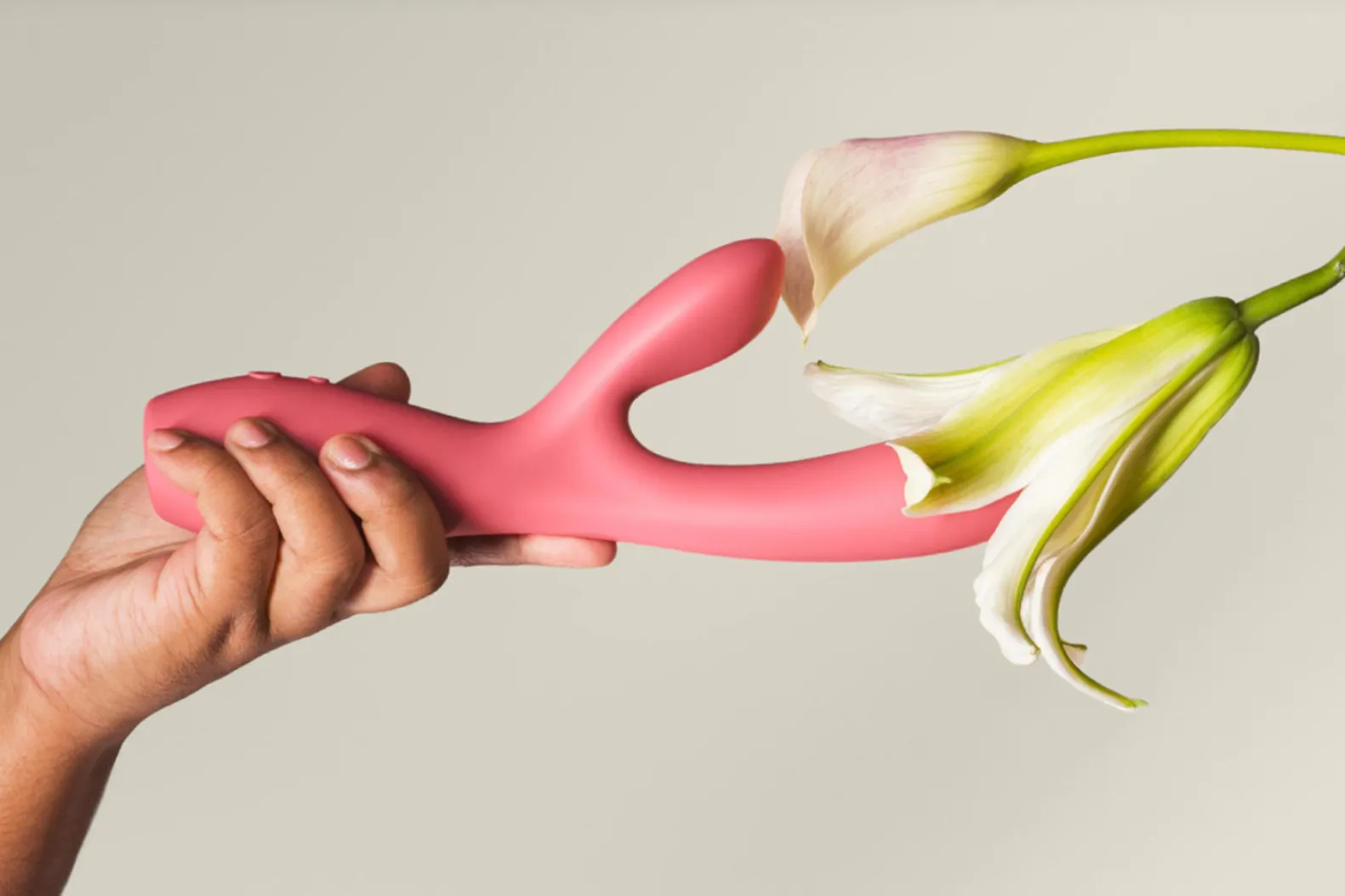 How Women Can Easily Reach Orgasm with Sex Toys